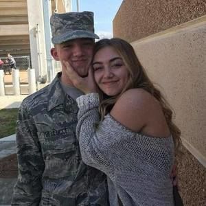 Meet your Posher, Whitney